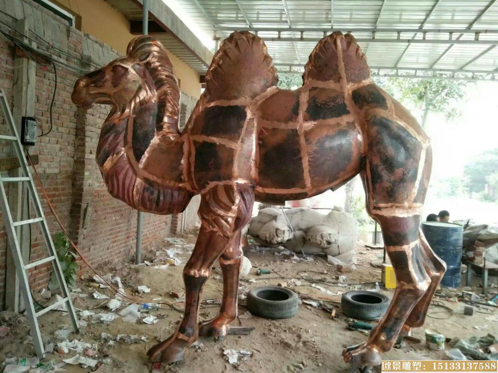 缎铜工艺骆驼雕塑 动物骆驼雕塑制作厂家